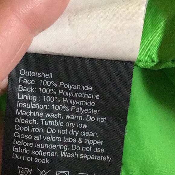 - Helly Hanson green HELLY TECH performance jacket with RECCO Technology - Picture 16 of 16